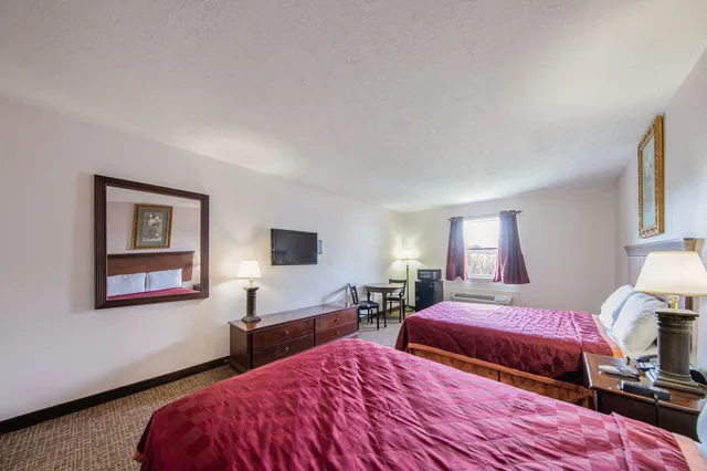 غرفة بسريرين مزدوجين لذوي الإعاقة، Americas Best Value Inn Brenham 1/6