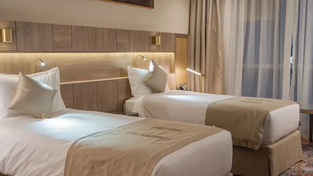 Deluxe, Suite, Twin Beds, Partial Haram View، موڤنبيك برج هاجر مكة(Movenpick Hotel & Residence Hajar Tower Makkah) 5/7
