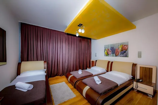 غرفة قياسية ثلاثية بثلاثة أسرّة، Hotel Trieste 10/10