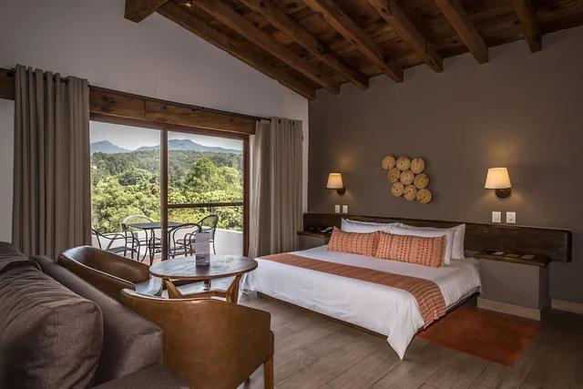 جناح سوبيريور بسرير كينج، Avandaro Golf And Spa Hotel 1/2