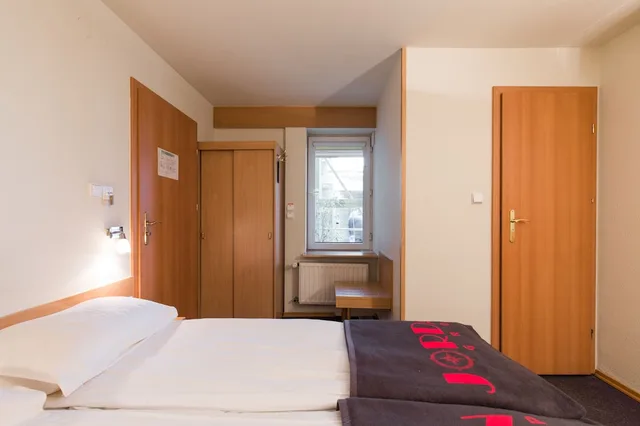 غرفة اقتصادية بسرير مزدوج، Jordan Guest Rooms 2/8