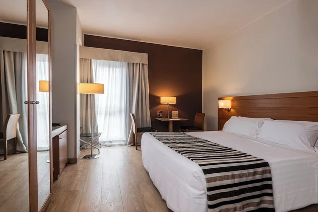 غرفة كلاسيكية بسرير مزدوج، SARDEGNA HOTEL 1/10