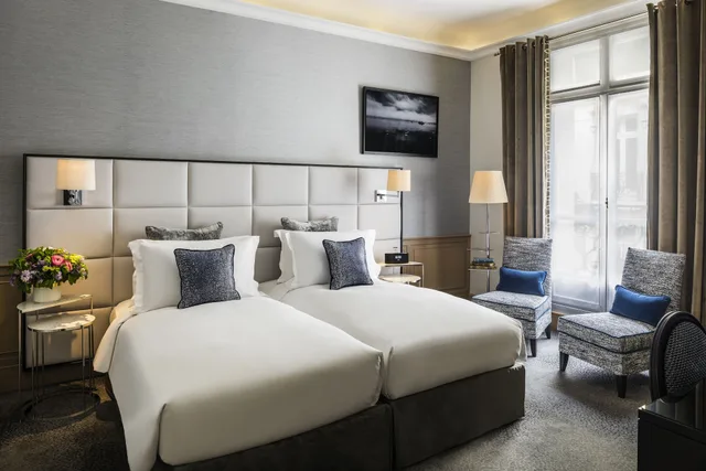 غرفة ديلوكس بسريرين منفصلين، Sofitel Paris Baltimore Tour Eiffel 1/8