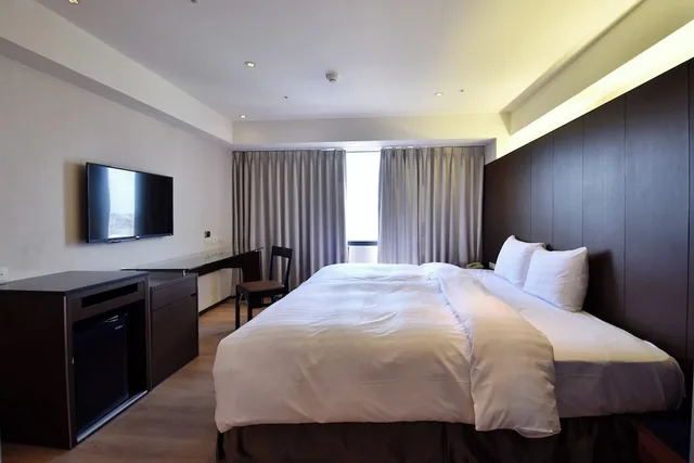 غرفة بزنس بسرير كينج، Hotel Hi Chuiyang 1/4