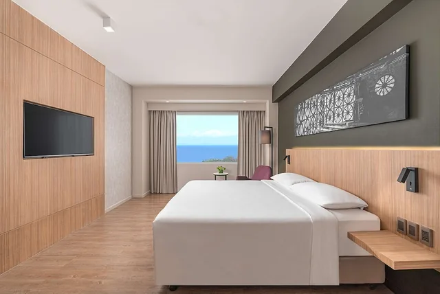 1 Bedroom, Suite, Twin Beds, Park Inn By Radisson Bacolod 1/2