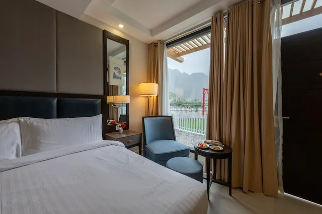 غرفة عائلية بسرير كينج وسرير فردي، PC Legacy Nasirabad, Hunza 1/7