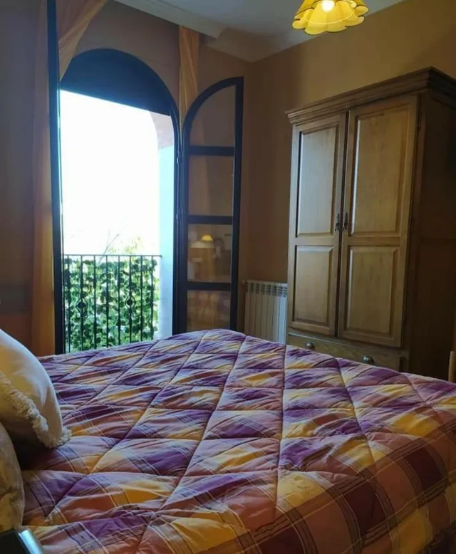 غرفة بسريرين منفصلين بحمام خاص، Hotel Sierra de Araceli Lucena 6/10
