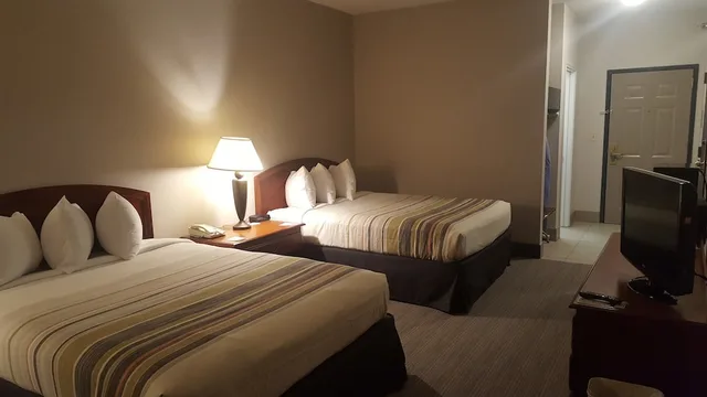 غرفة بسريرين كوين، Country Inn & Suites by Radisson, Bryant (Little Rock), AR 2/5