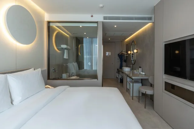 Deluxe, Double Bed, Akara Hotel Pattaya 3/10