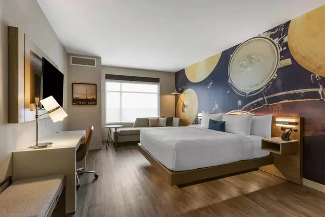 Upgrade, Suite, King Bed، Cambria Hotel Austin Airport 1/7