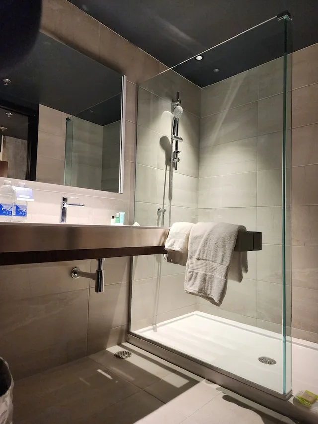 Grand Comfort, King Bed, King and Double Bed, Murphy Bed، Hotel Kennedy 2/2