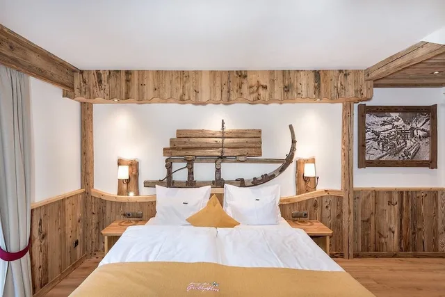West, Dz, Queen Bed, Sofa, Balcony، Grobl Alm 2/10