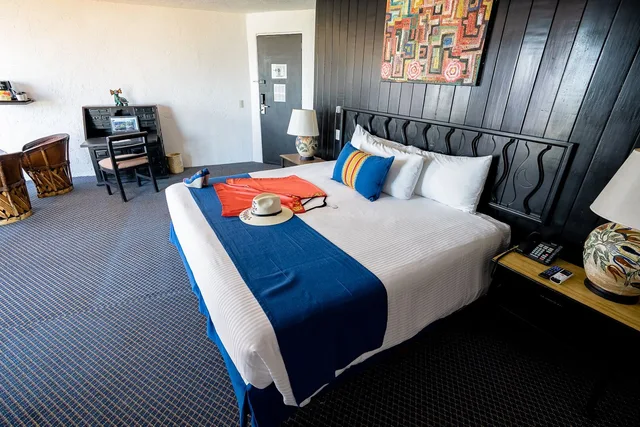 غرفة قياسية بسرير كينج، Hotel Victoria Oaxaca 5/6