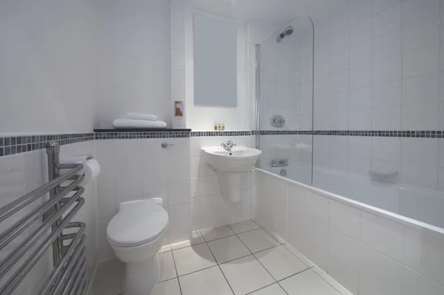 شقة بسريرين كوين بغرفتي نوم مع أريكة، Marlin Apartments City Docklands 5/5