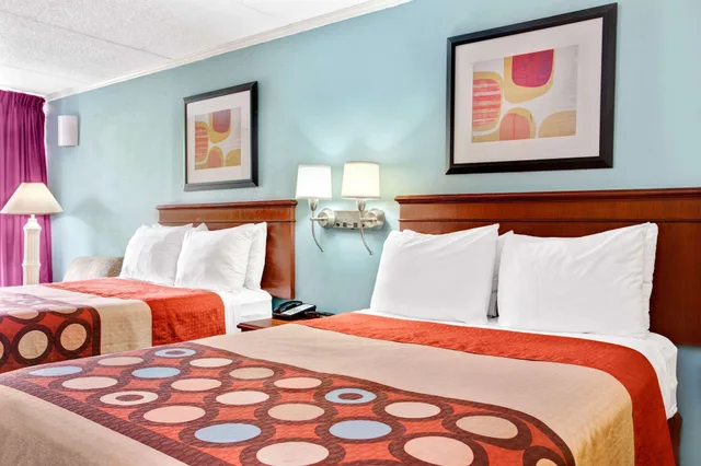Room, 2 Double Beds, Super 8 by Wyndham Raleigh Downtown 1/2