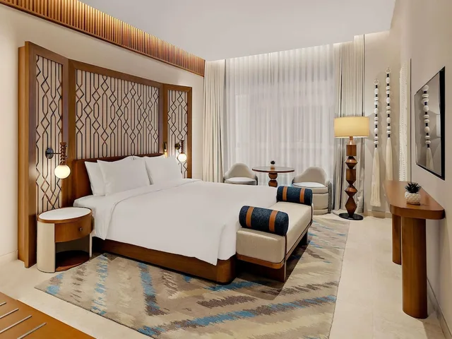 غرفة سوبيريور بسرير كينج، MERCURE ABU DHABI DOWNTOWN 4/5