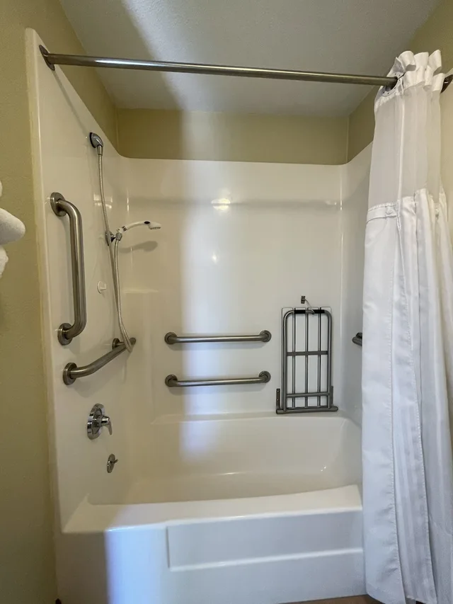 غرفة بسريرين كوين لذوي الإعاقة، Howard Johnson by Wyndham Ridgecrest, CA 10/10