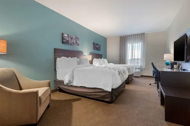 Standard, 2 Queen Beds, Sleep Inn & Suites Bricktown - Near Medical Center 3/5