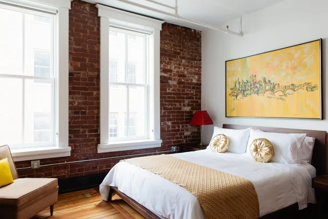 Orient, Suite, Queen Bed، The Dwell Hotel, a Member of Design Hotels 2/6