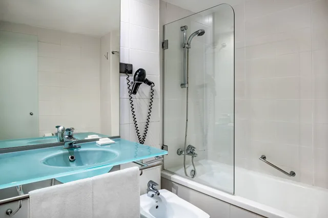 غرفة بسرير كوين بإطلالة على المدينة، Ac Hotel La Linea By Marriott 5/5