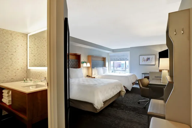 غرفة بسريرين كوين، Holiday Inn Ottawa Dwtn Parliament Hill 3/3