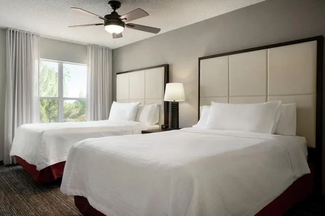 2 Bedrooms, Suite, 1 Single and 2 Double Beds، Homewood Suites by Hilton Phoenix Chandler 5/6