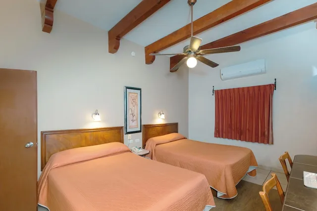 غرفة كومفورت بسريرين مزدوجين، Hotel Suites Kino 6/10