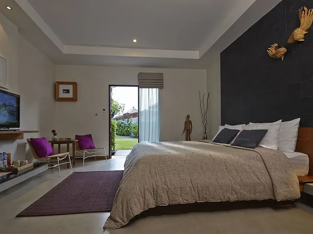 غرفة ديلوكس بسرير كينج بإطلالة على الحديقة، Villa Villa Pattaya 1/3