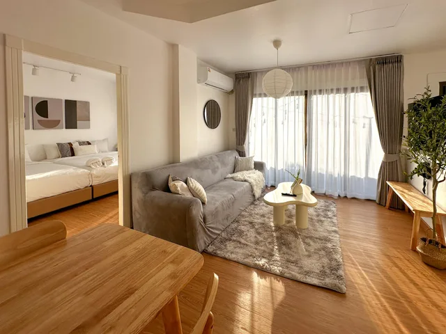 2 Bedrooms, Family, Link Mansion 1/1