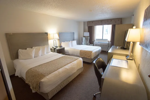 Standard, 2 Queen Beds, Accessible, Best Western Alpenglo Lodge 2/10