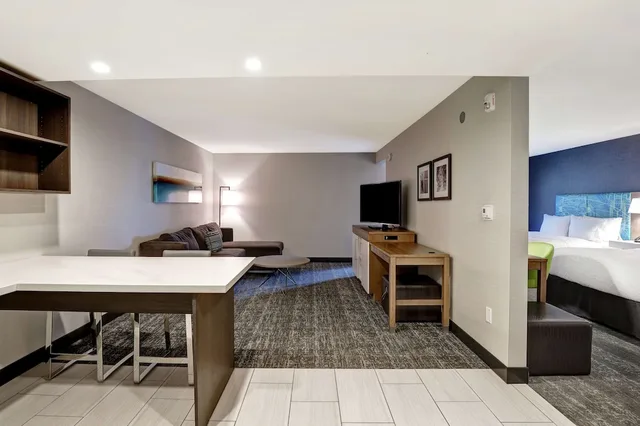 جناح بسريرين كوين بمطبخ صغير لذوي الإعاقة، Hampton Inn St Catharines Niagara On 2/5