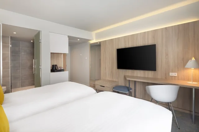 غرفة سوبيريور، Courtyard by Marriott Paris Charles de Gaulle Central Airport 3/5
