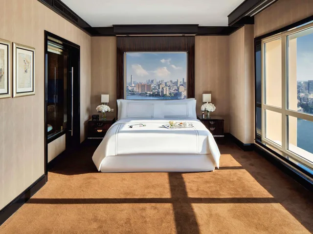 Fairmont Gold, Premium, Suite, River View, Fairmont Nile City Hotel 2/5