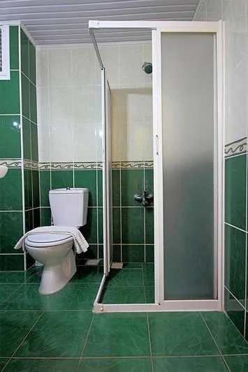 غرفة ثلاثية، Mandal Inn Hotel 9/9