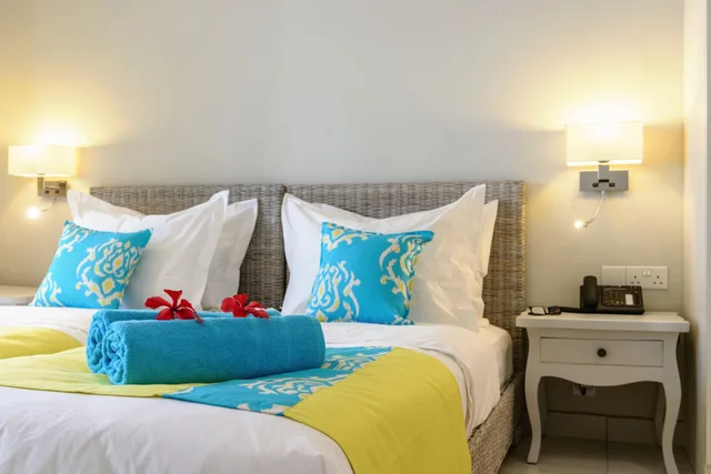 Studio, Queen Bed, Beach Front، VOILE BLEUE 3/5