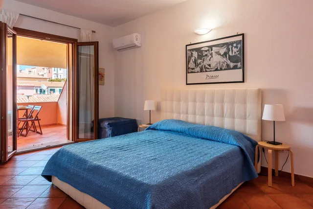 Studio, 1 Double and 1 Single Bed, Cristal Blu 6/10