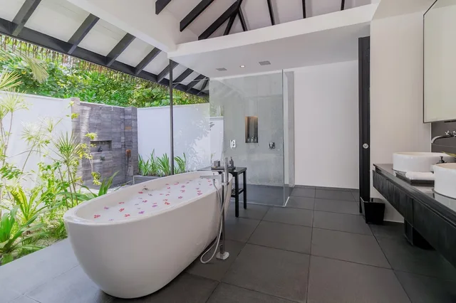 2 Bedrooms, Villa, Single Bed, Beach Front، Noku Maldives Vignette Collection 6/8