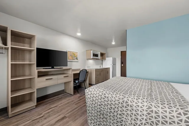 جناح بسرير كوين لذوي الإعاقة، WoodSpring Suites Manteca - Stockon South 1/10