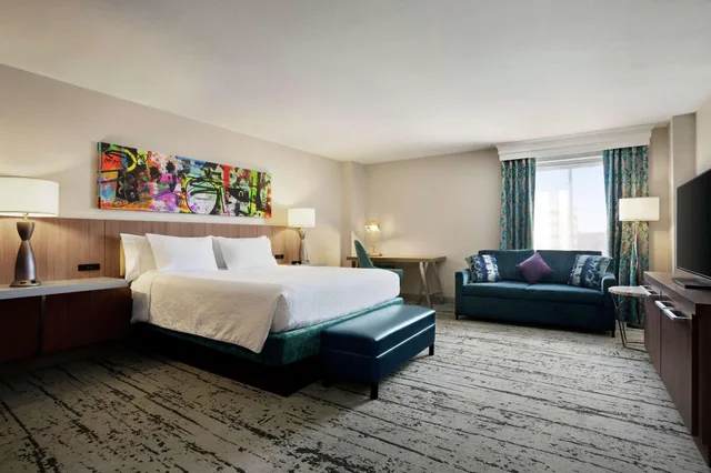 جناح لذوي الإعاقة، Hilton Garden Inn New Orleans Convention Center 1/3