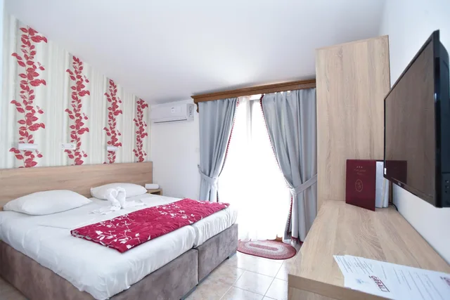 Room, Double or Twin Bed, Balcony, Hotel Grbalj 2/10