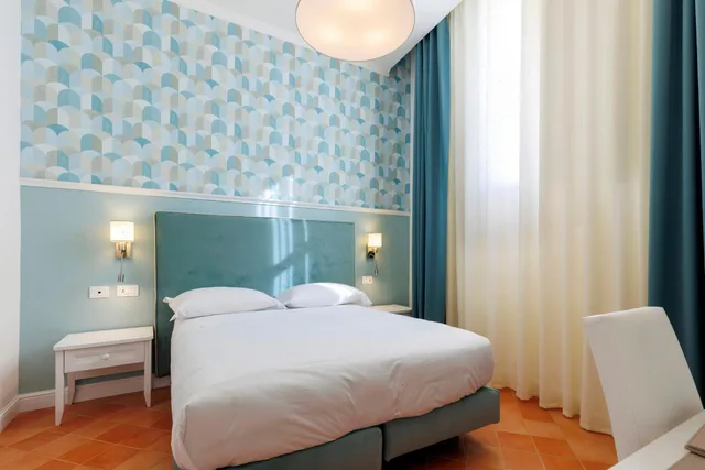 غرفة اقتصادية بسرير كوين، D'Amalfi Hospitality 3/6