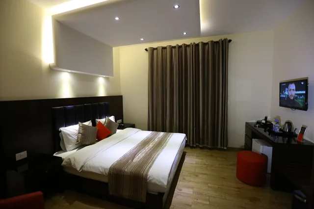 2 Bedrooms, Suite, King and Queen Bed, Jounieh Suites Boutique Hotel Jounieh 5/10