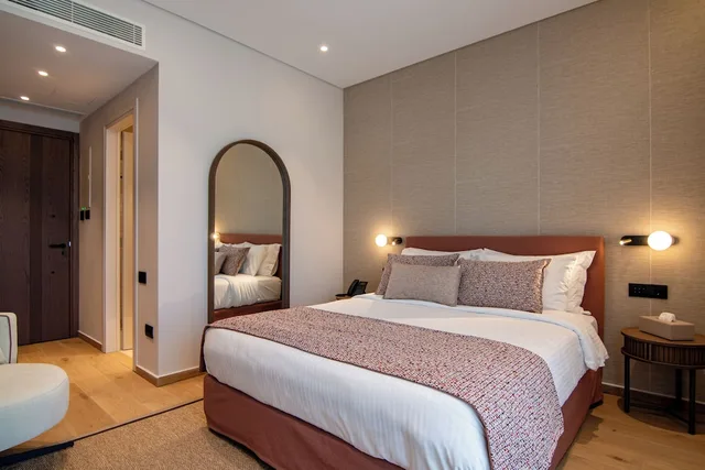 Renovated, Classic, Twin Beds, Mountain View، Hotel Delfinia 2/10