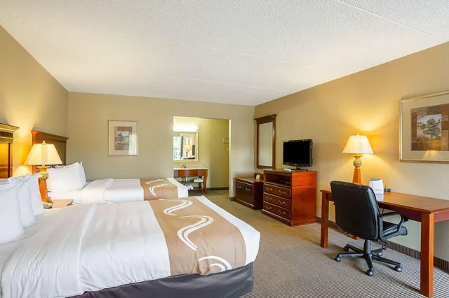 غرفة رباعية بسريرين مزدوجين، Quality Inn Hurricane Mills I-40 1/4