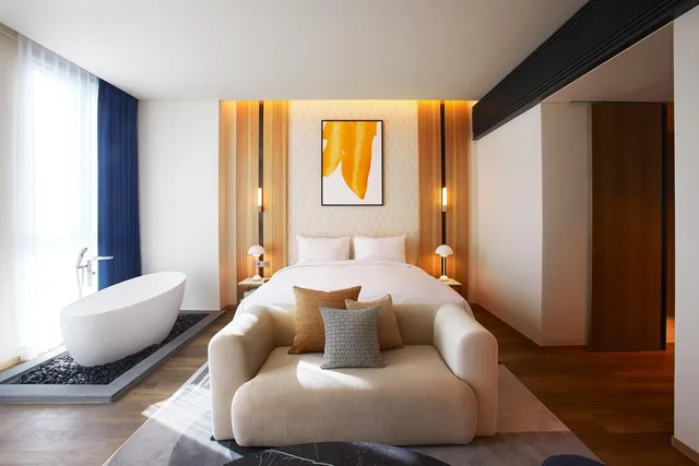 Luxury, Suite, King Bed, with View, Bathtub, voco Seoul Gangnam, an IHG Hotel 4/9