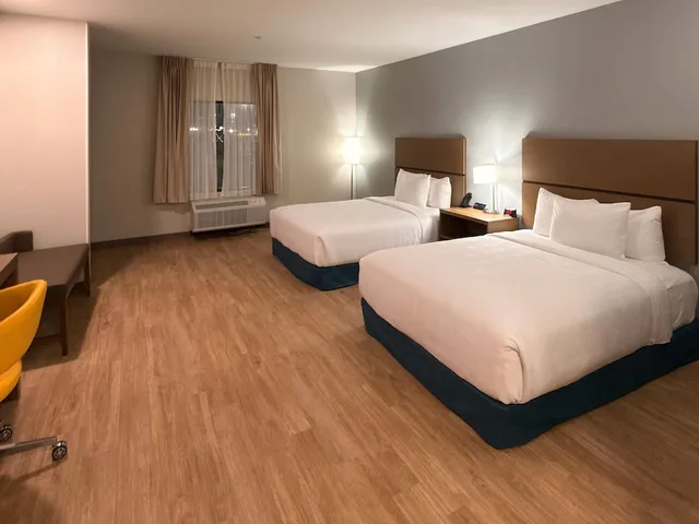 Efficiency, 2 Double Beds, Accessible, Mainstay Suites - Oklahoma City Airport 3/6
