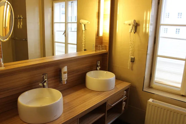 جناح بسريرين مزدوجين، Leonardo Boutique Hotel Salzburg Gablerbrau 10/10