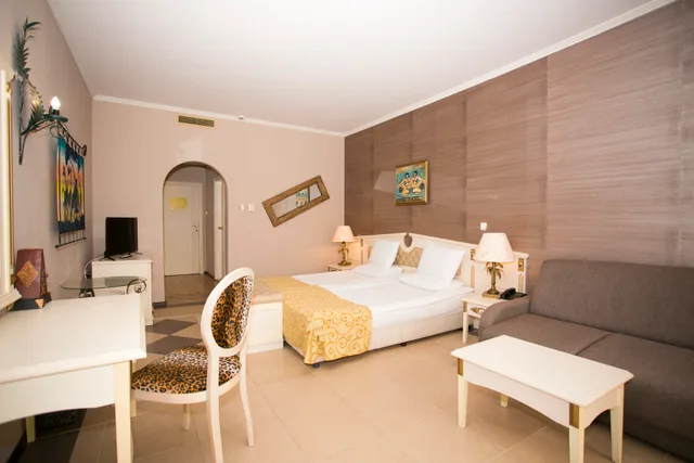 غرفة قياسية بسرير مزدوج، Imperial Palace - All Inclusive 4/10