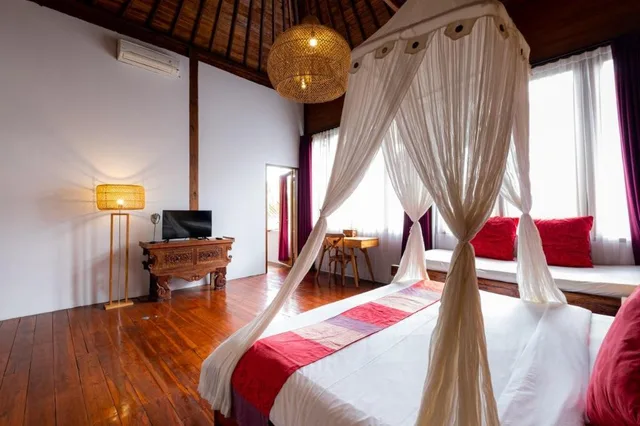 غرفة عائلية بسرير كوين مع أريكة، Kakul Villas & Suites 1/10