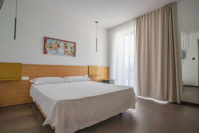 غرفة ديلوكس بسرير كينج بإطلالة على الحديقة في الطابق الأرضي، Hotel Arte Mare 4/10